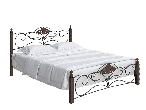 Кровать с высоким изголовьем Garda 2R - Кровать из массива березы с фигурной металлической решеткой.